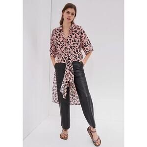 Maeve by Anthropologie Rita Pink Leopard Size XS Tie Front Tunic Blouse Boho Y15